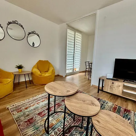 Apartment Charming In